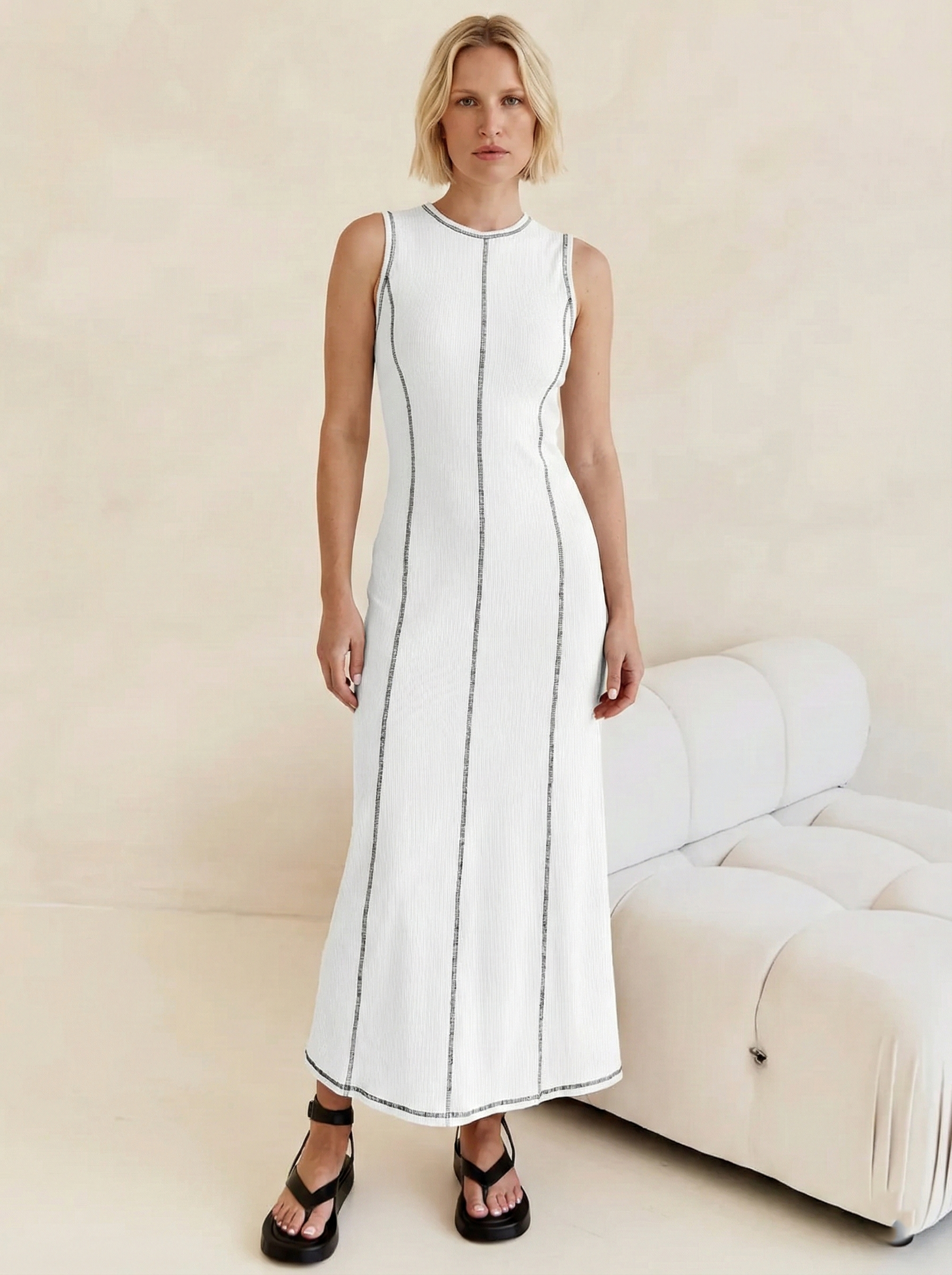 Women’s Sleeveless Maxi Dress with Round Neck and Vertical Contrast Seam Panels