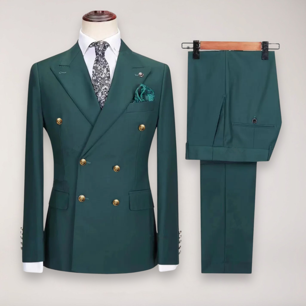 Men’s Double-Breasted Two-Piece Suit – Tailored Set with Gold-Tone Buttons