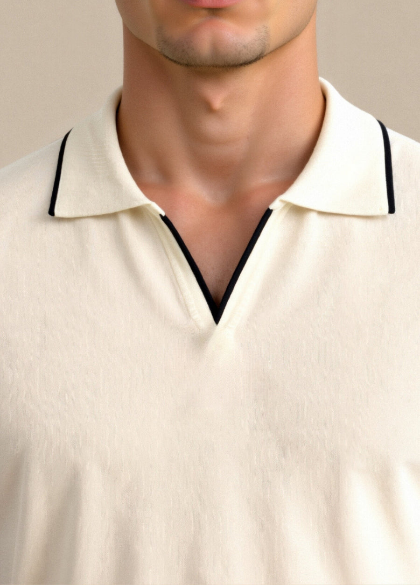 Men’s Slim Fit Polo Shirt – Short Sleeve – Contrast Trim – Tailored Silhouette
