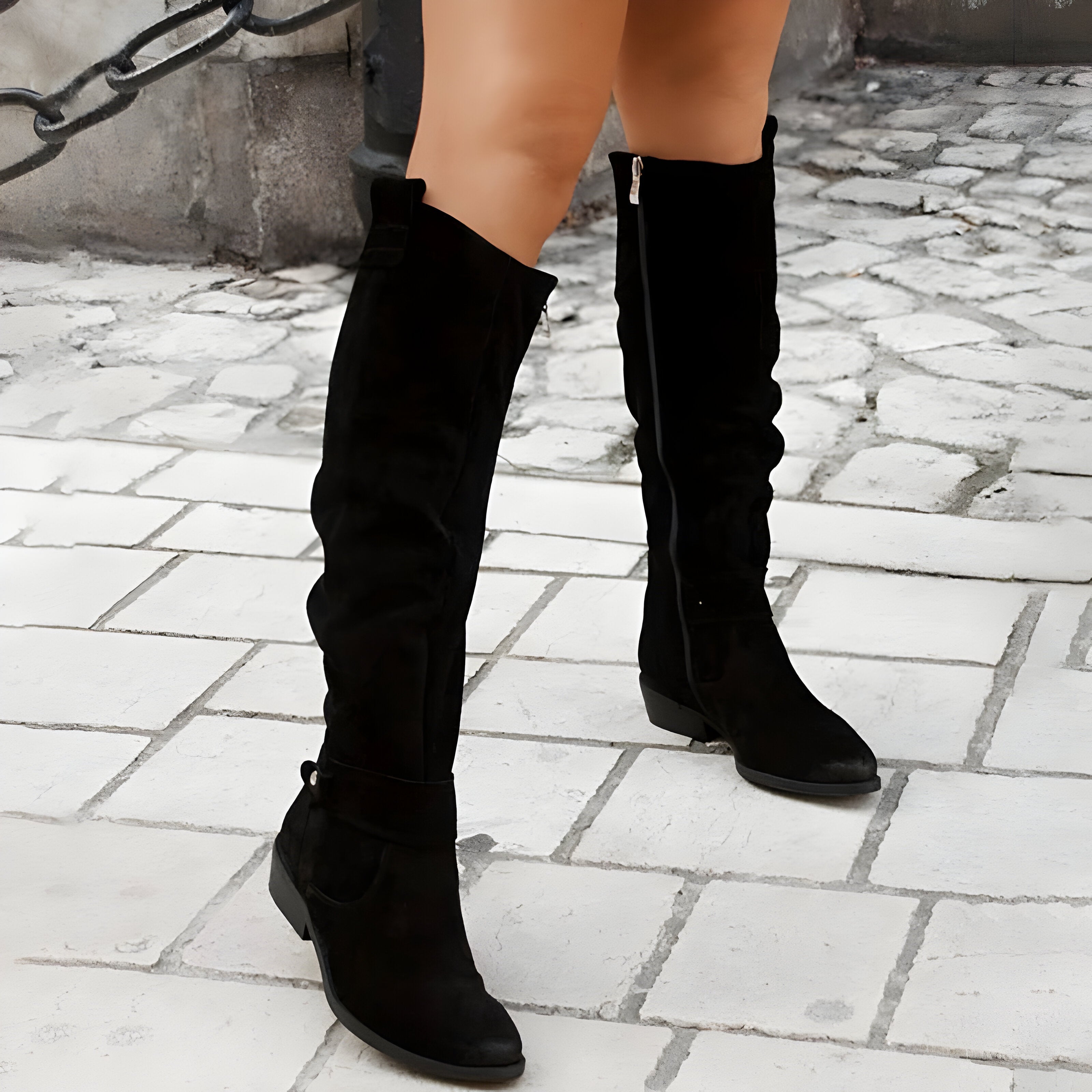 Women’s Knee-High Boots – Slouch Style with Side Zip