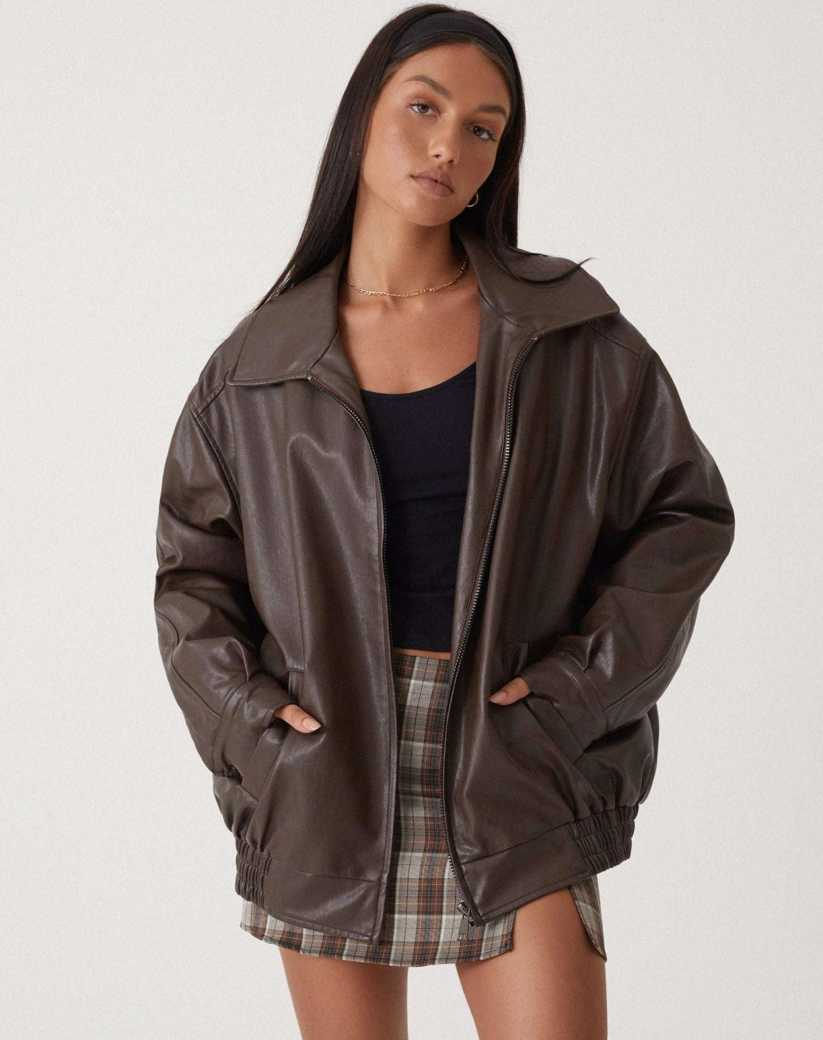 Women’s Leather Jacket – Oversized Fit – Zipper Front – Hip Length Casual Outerwear