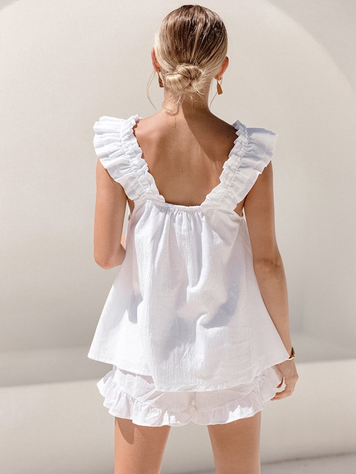 Women’s Ruffle Lounge Set – Sleeveless Top and Shorts