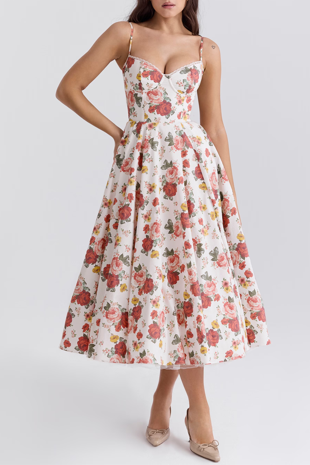 Women’s Sweetheart Neckline Evening Dress – Refined Silhouette for Formal and Special Events