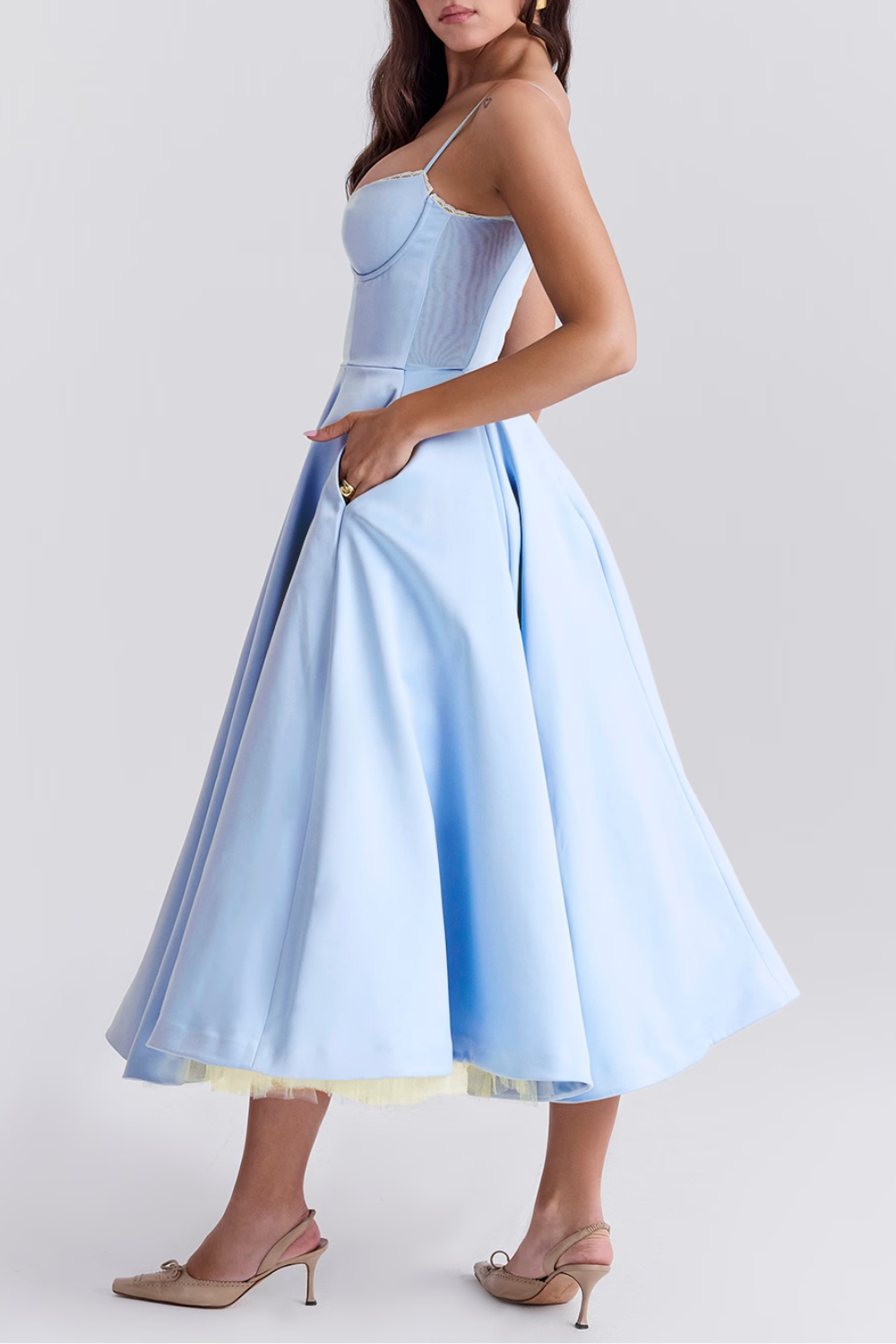 Women’s Sweetheart Neckline Evening Dress – Refined Silhouette for Formal and Special Events