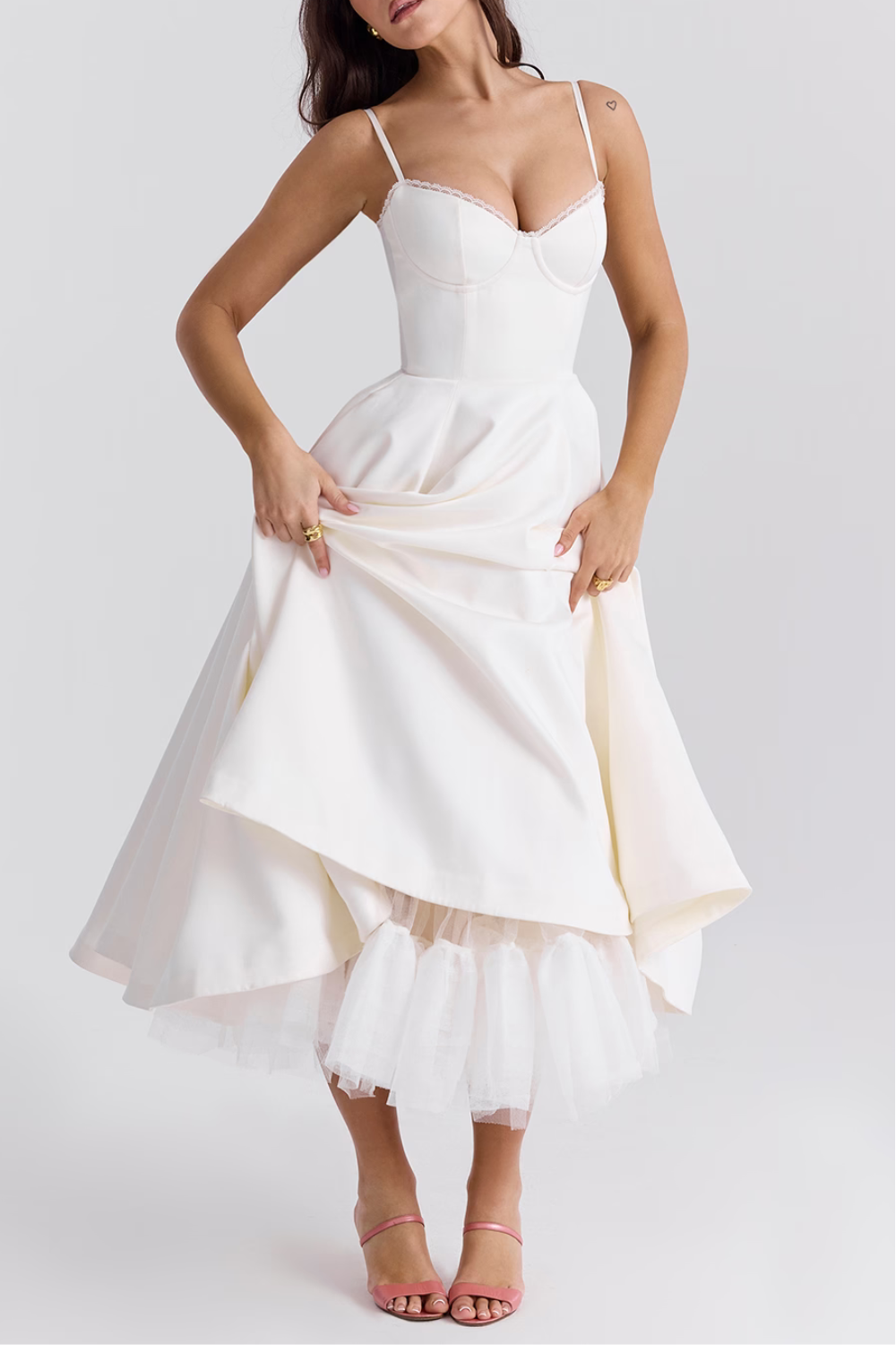 Women’s Sweetheart Neckline Evening Dress – Refined Silhouette for Formal and Special Events