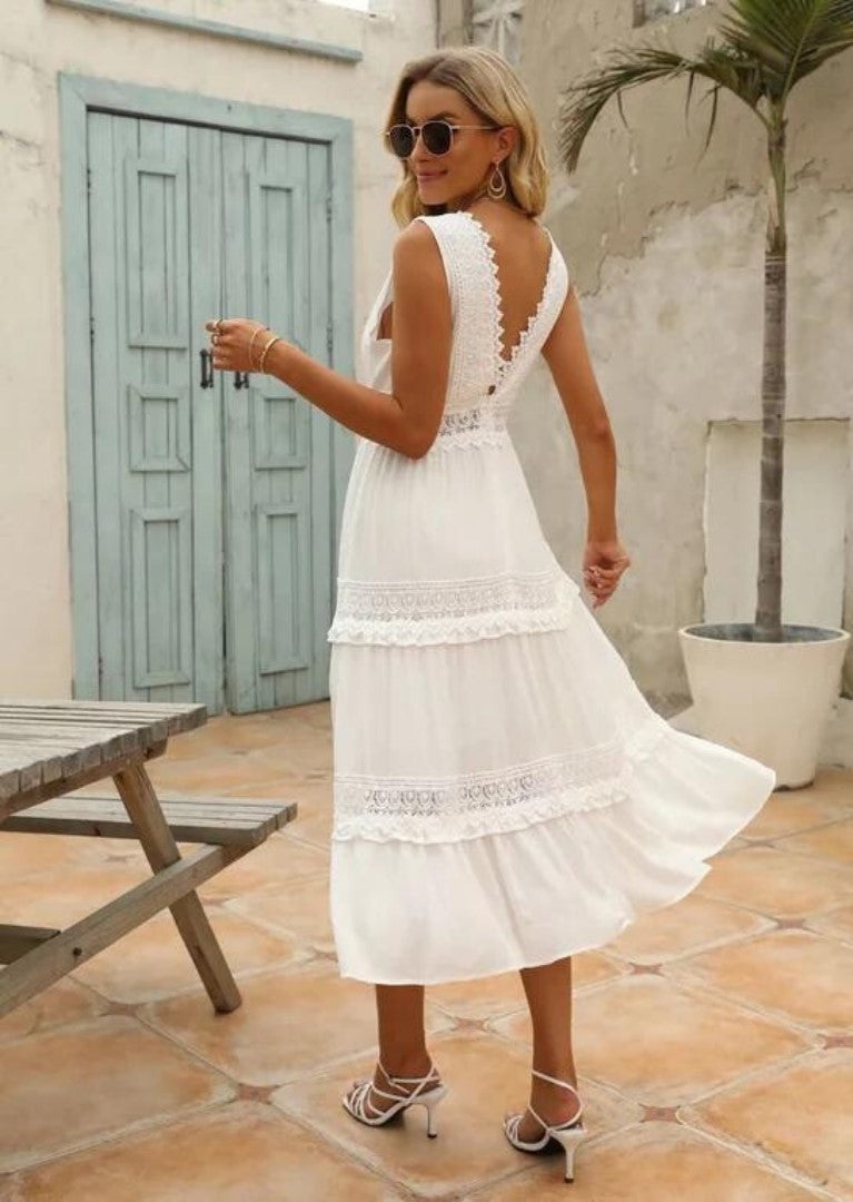 Women’s White Lace V-Neck Maxi Dress – Sleeveless Summer Gown with Tiered Hem
